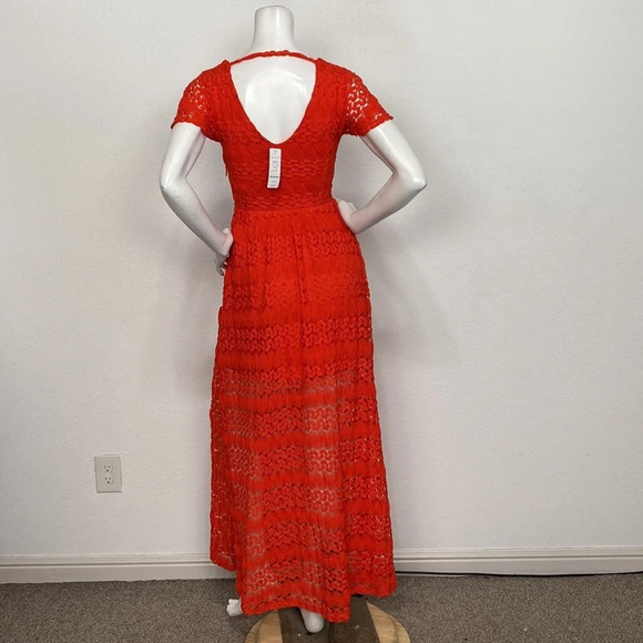 Bebe "NEW" Sheer Romantic Red Lace Bohemian Maxi Dress Size 0 - Picture 4 of 11